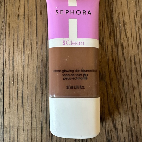Sephora S Clean Clean Glowing Skin Foundation Shade 35 Sealed 30 ml NEW - Picture 1 of 5